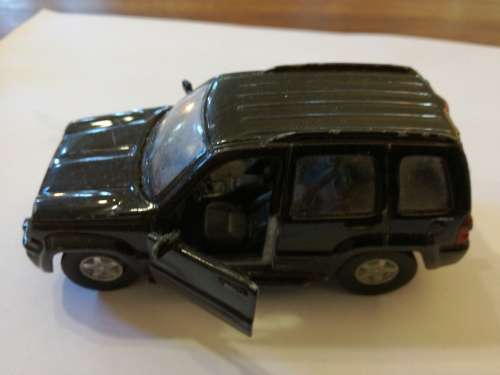 3 JEEPS FOR YOUR COLLECTION. ONE BID FOR ALL. Read description.