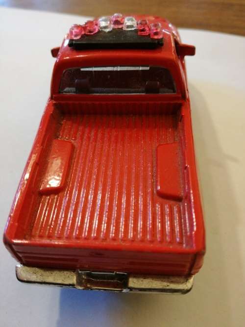 DODGE RAM DIE CAST 1/46 SEARCHandRESCUE PICK-UP.