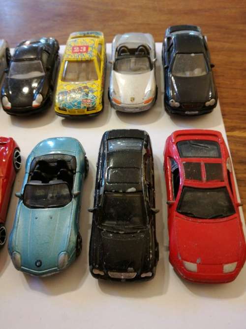 FERRARI, PORSCHES, HONDA ETC, SPORT CARS DIE CAST X 16