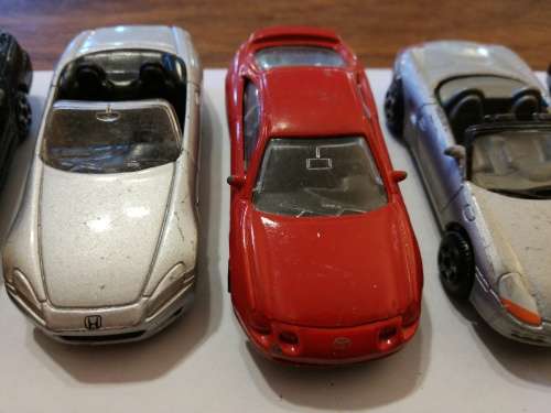FERRARI, PORSCHES, HONDA ETC, SPORT CARS DIE CAST X 16