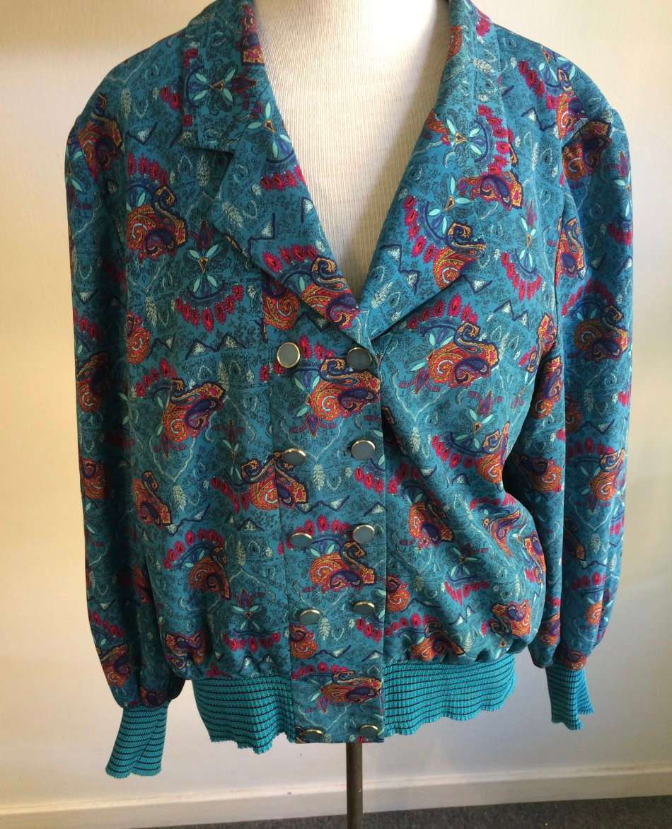 VINTAGE RUTH  REED LONGSLEEVED PAISLEY RIBBED TOP - 14/ 99 CM BUST