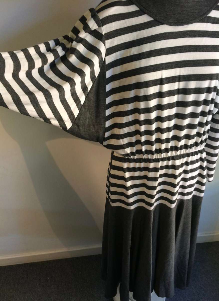 VINTAGE  STRIPED WINTER DRESS - GREY WHITE - 38/97