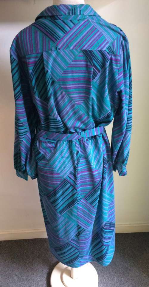 VINTAGE ELISSA PURE NEW WOOL DRESS PURPLE AND TEAL STRIPES    - SIZE 16