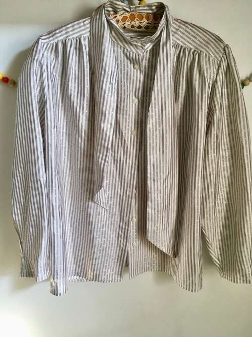 VINTAGE PUSSY BOW STRIPED BLOUSE