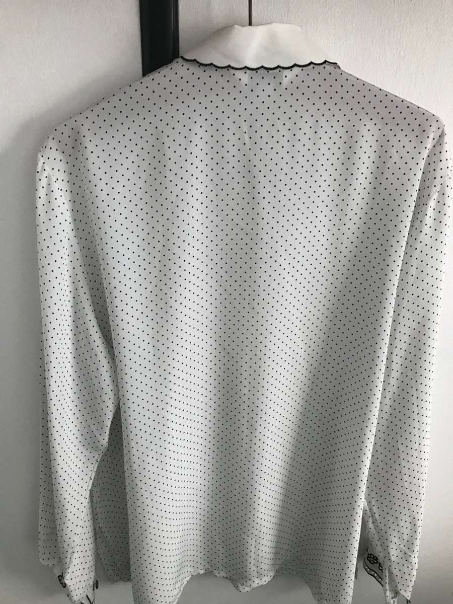 VINTAGE  SHIRT - OFF WHITE WITH POLKA DOT & CUT OUT FLOWER TRIM  COLLAR - 14/16