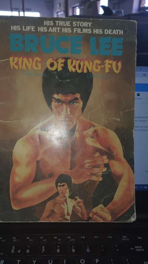 Bruce Lee 1974 King of Kung Fu Book.First edition book.