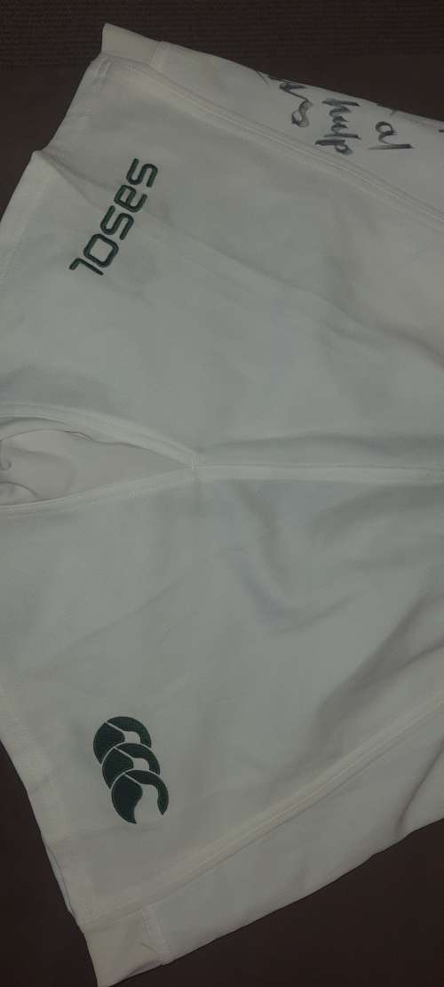 Springbok player issue shorts.Signed by Jannie Du Plessis 2007 Rwc winner.