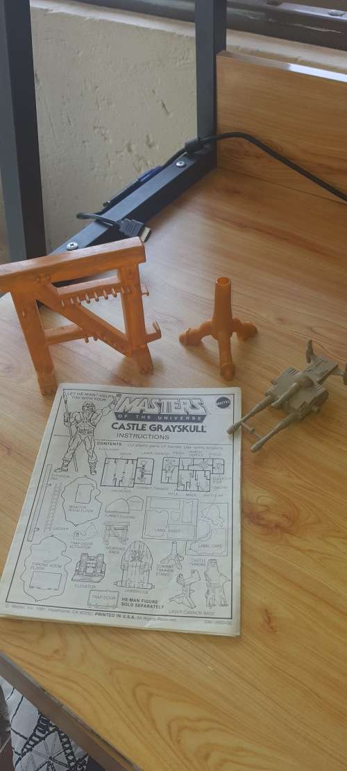 Rare Masters of the Universe ,Castle Greyskull Manual spares and vintage weapons