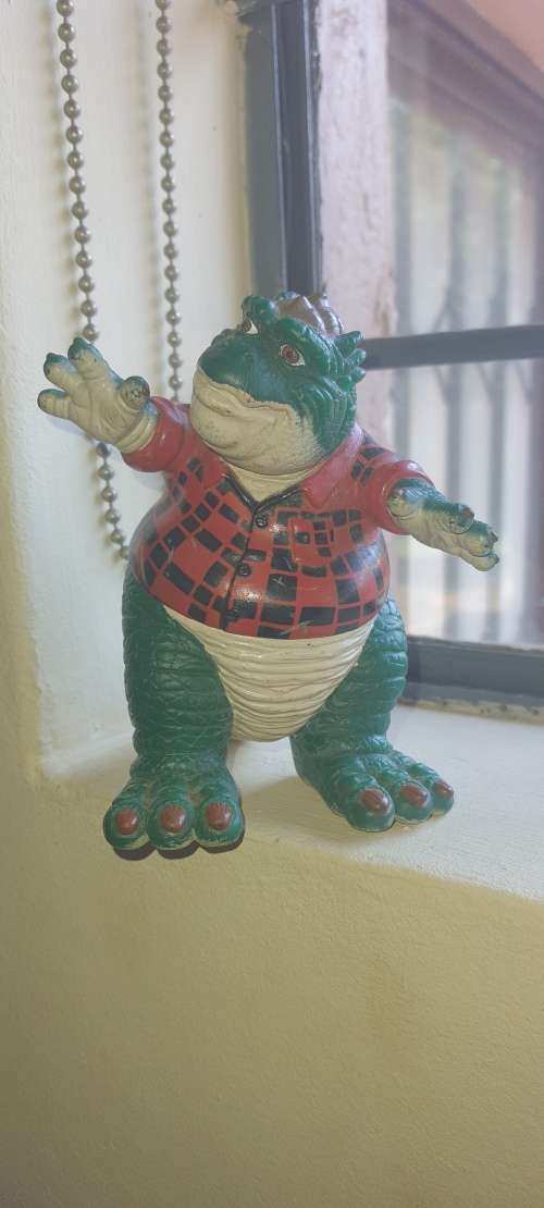 Super Rare 1991  Sinclair Dinosaurs figure .