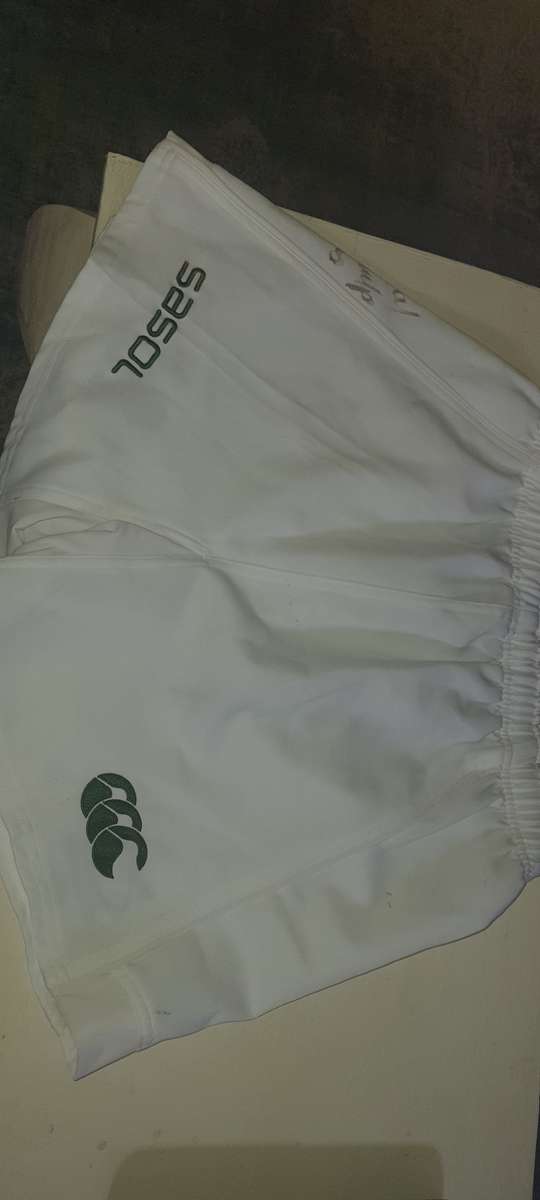 Springbok player issue shorts.Signed by Jannie Du Plessis 2007 Rwc winner.