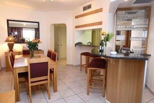 4 Star 3 Bedroom, Margate Sands medium flexi timeshare (7 days) for sale (You take ownership). 8 Bed