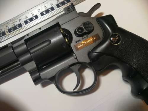 Dan Wesson Fully Metal 8 Inch Revolver (Airsoft) plus fast loader and leather holster