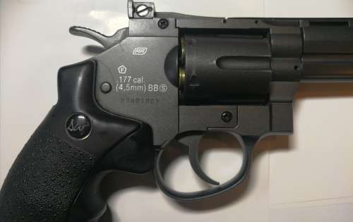 Dan Wesson Fully Metal 8 Inch Revolver (Airsoft) plus fast loader and leather holster