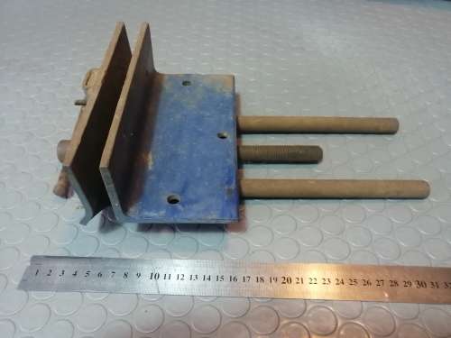 Very nice Woodworking bench vise