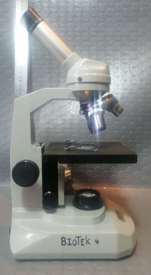 Large Vickers KFCL Professional Ectron Microscope In Case (Working)