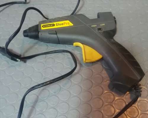Stanley Glue Pro