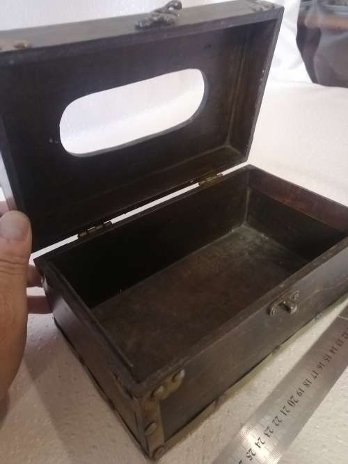 Beautiful wooden tissue box