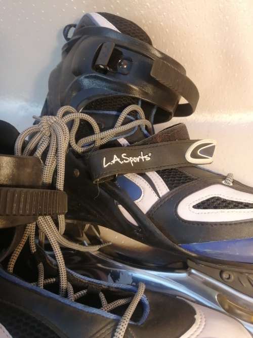 L.A. Sports Professional roller blades size 10 (Mint condition)