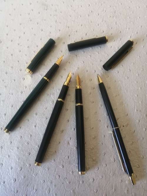 Vintage Reader`s digest foutain fill pen set (Never used)
