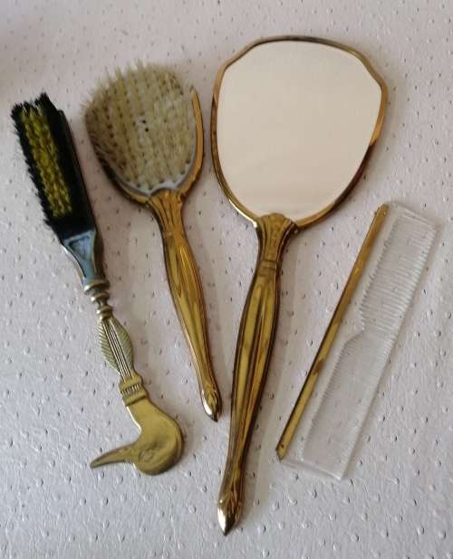Beautiful Vintage Brass Grooming Set