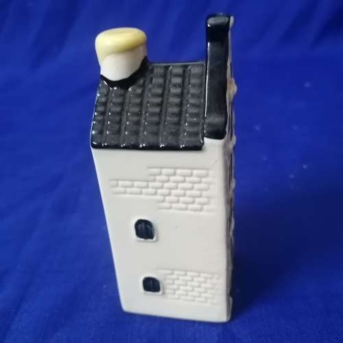ORIGINAL SEALED!! BLUE DELFT KLM BY BOLS MINIATURE HOUSE NO 65