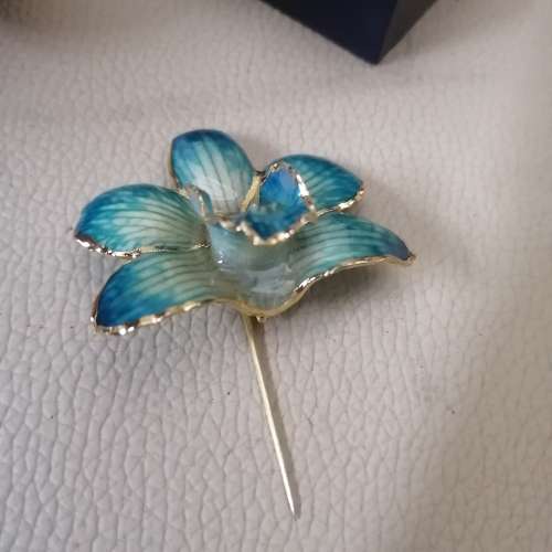 Original Royal Worcester Gold Trimmed Orchid Pin