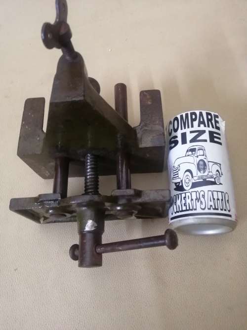 Vintage KEEN Carpenters Bench Vice (Working Condition)