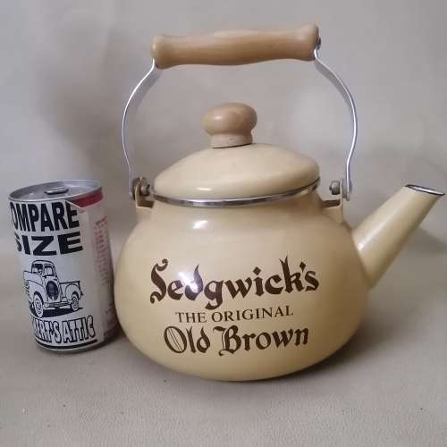 ENAMEL SEDGWICKS THE ORIGINAL OLD BROWN SHERRY CREAM TEAPOT (Like New)