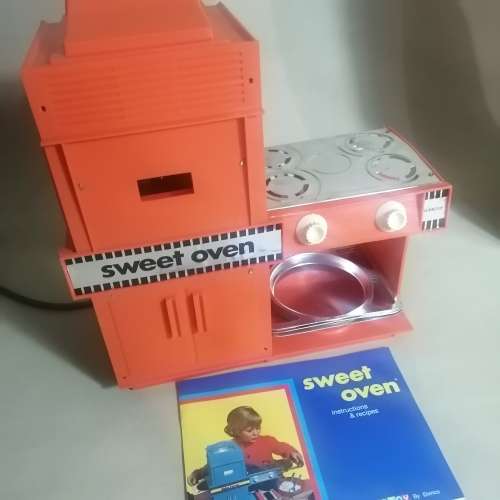 Vintage Easy Bake Sweet Oven from Titantoy (Brand New in Box)