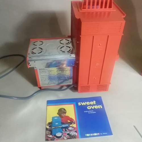 Vintage Easy Bake Sweet Oven from Titantoy (Brand New in Box)
