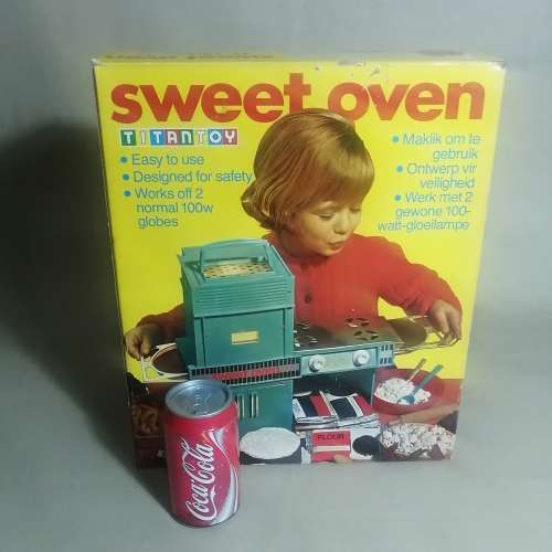Vintage Easy Bake Sweet Oven from Titantoy (Brand New in Box)