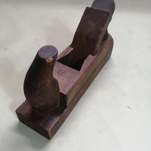 COLLECTORS ANTIQUE WOOD PLANE - MADE IN SWEDEN