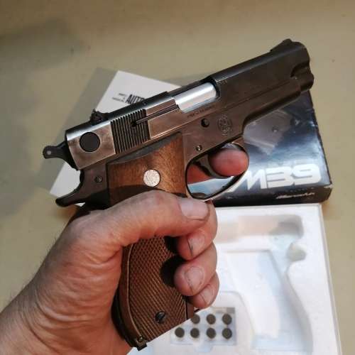 SMITH and WESSON M39 REPLIKA METAL CAP GUN