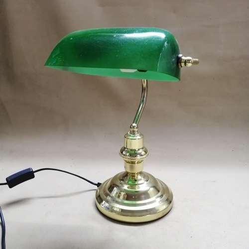 STUNNING VINTAGE BANKERS LAMP (VERY GOOD CONDITION)