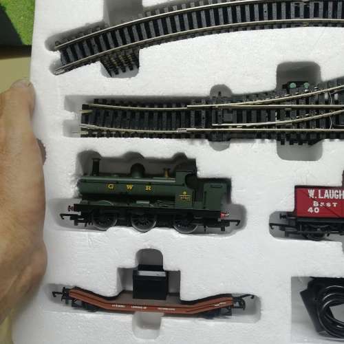 HORNBY RAILMASTER ELINK PC MODEL RAILWAY CONTROL SYSTEM AND TRAIN SET - COMPLETE LIKE NEW