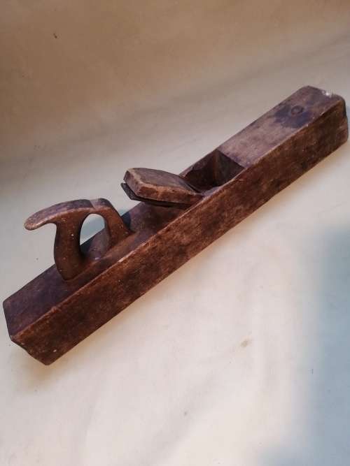 ANTIQUE 1800`S CARPENTERS PLANE - 570MM