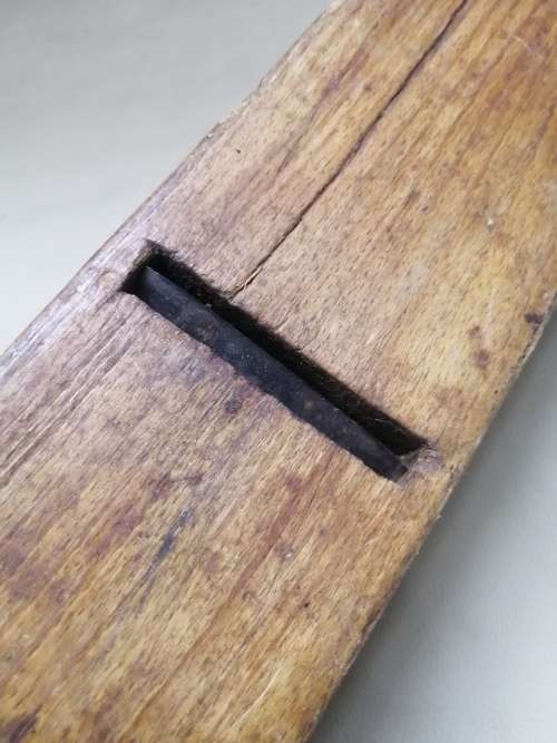 ANTIQUE 1800`S CARPENTERS PLANE - 570MM