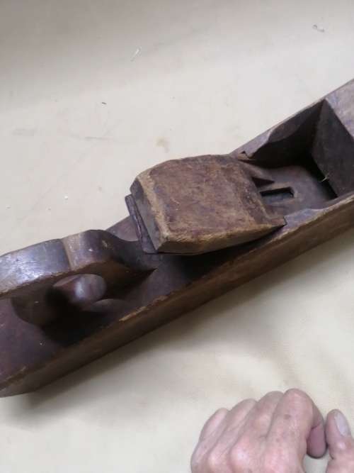 ANTIQUE 1800`S CARPENTERS PLANE - 570MM