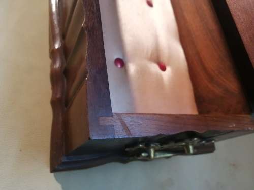 MAGNIFICENT!!!! SOLID STINKWOOD BALL AND CLAW JEWELRY BOX