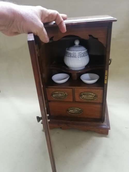 MAGNIFICENT!!! RARE ANTIQUE EDWARDIAN SOLID OAK SMOKERS CABINET