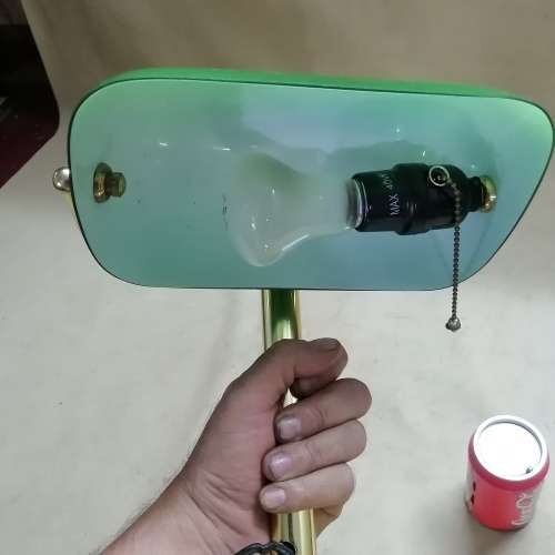 AWESOME ORIGINAL VINTAGE BANKERS LAMP WITH RIPCORD SWITCH
