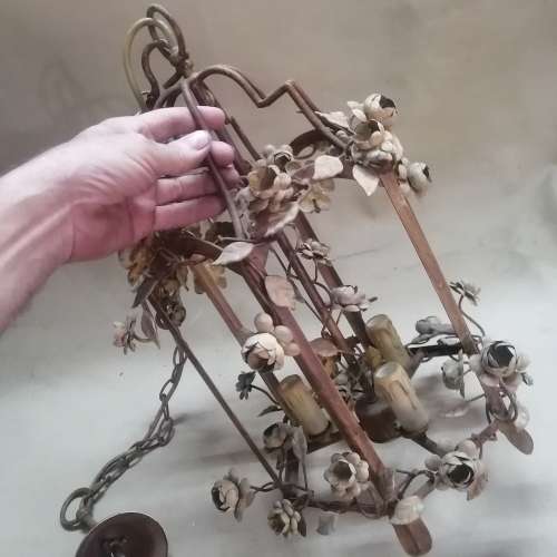 EXQUISITE VINTAGE METAL FLOWER CHANDELIER