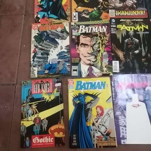 ABSOLUTELY GIGANTIC BATMAN COMIC BOOK COLLECTION - 96 BOOKS