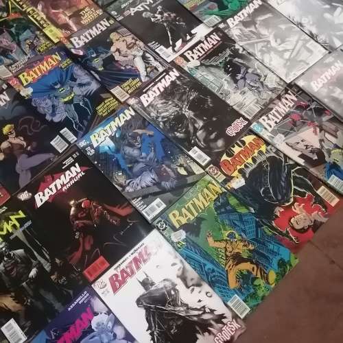 ABSOLUTELY GIGANTIC BATMAN COMIC BOOK COLLECTION - 96 BOOKS