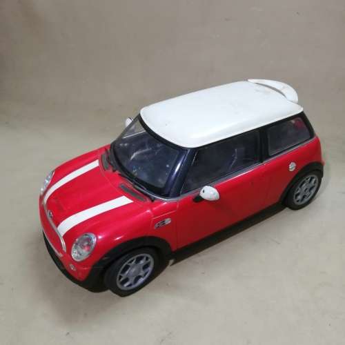 VERY LARGE MINI COOPER RADIO