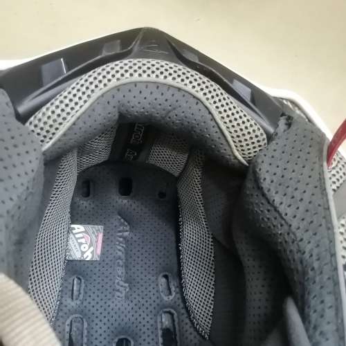 MINT CONDITION AIROH AVIATOR 2.1 CARBON KEVLAR HELMET SIZE L