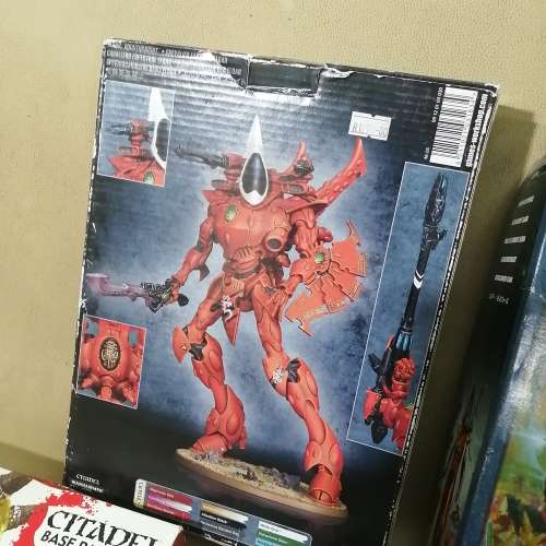 ABSOLUTELY MASSIVE WARHAMMER 40 000 MODEL PROJECT