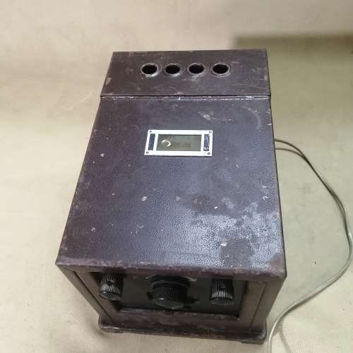 VINTAGE PHILIPS - SCHWEIZ 1928 WW2 BROADCAST RECEIVER