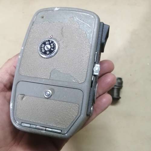 VINTAGE MAMIYA 8 MOVIE CAMERA