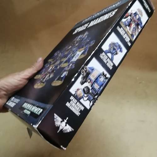 WARHAMMER 40000 BUILDING KIT COMPLETE IN BOX